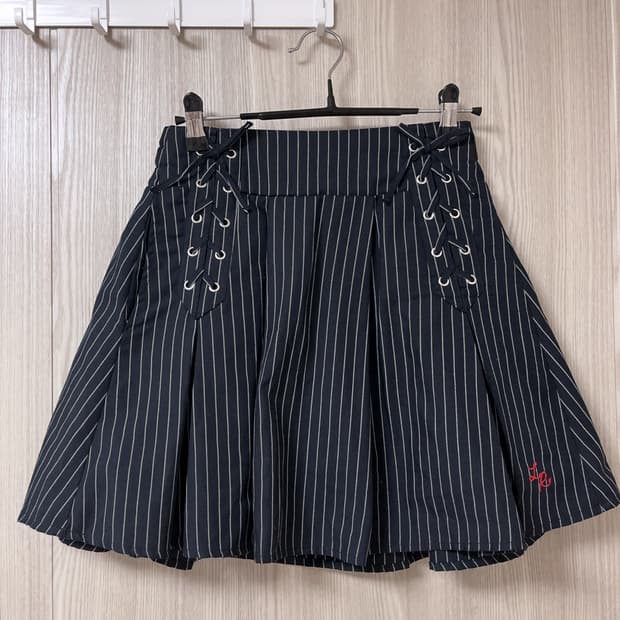 Love rabby 일본브랜드 스트라이프 스커트 로걀 히메갸루 오네갸루