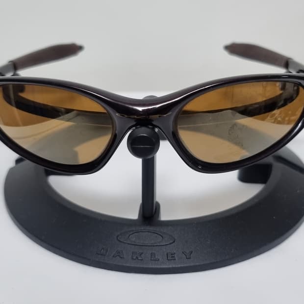 오클리 미뉴트 1.0  펄 브라운 