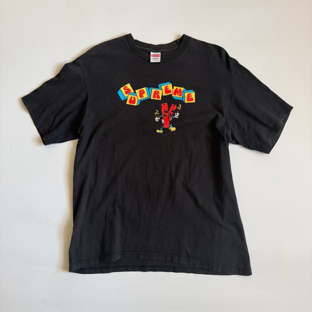2000s Supreme