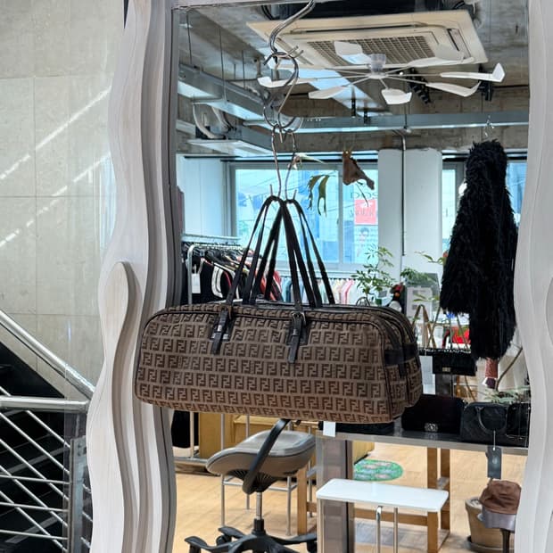 펜디 베이지 주카 캔버스 토트백 