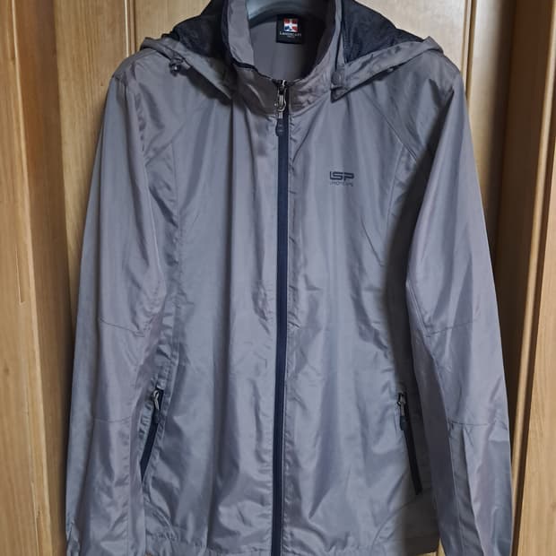 랜드스케이프 바람막이 95