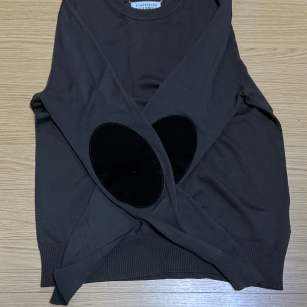 마르지엘라 엘보우패치 니트