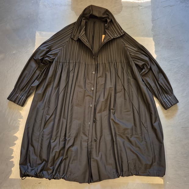 18fw 이세이미야케 pleats please 코트
