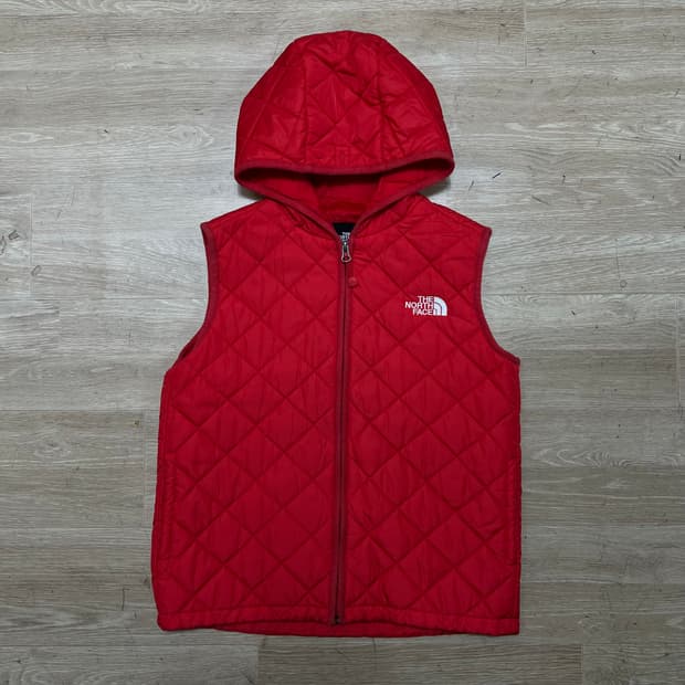 노스페이스 키즈 하프돔 후드 퀼팅 경량패딩 조끼 [레드] 150
