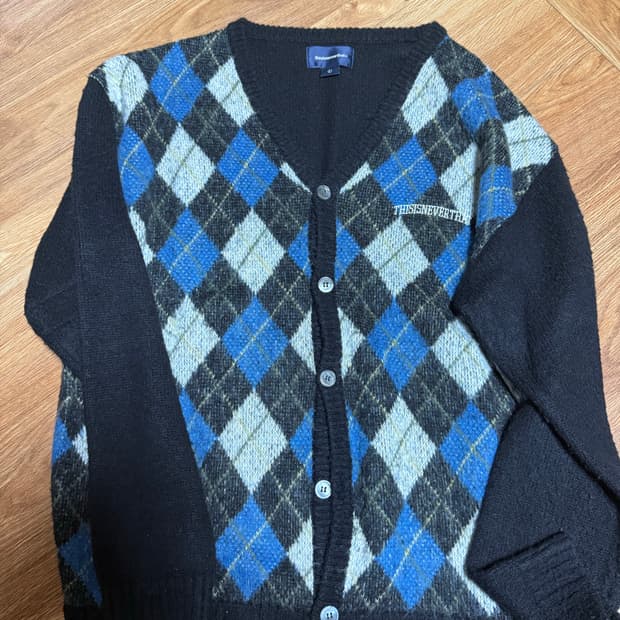 디네댓 아가일 가디건