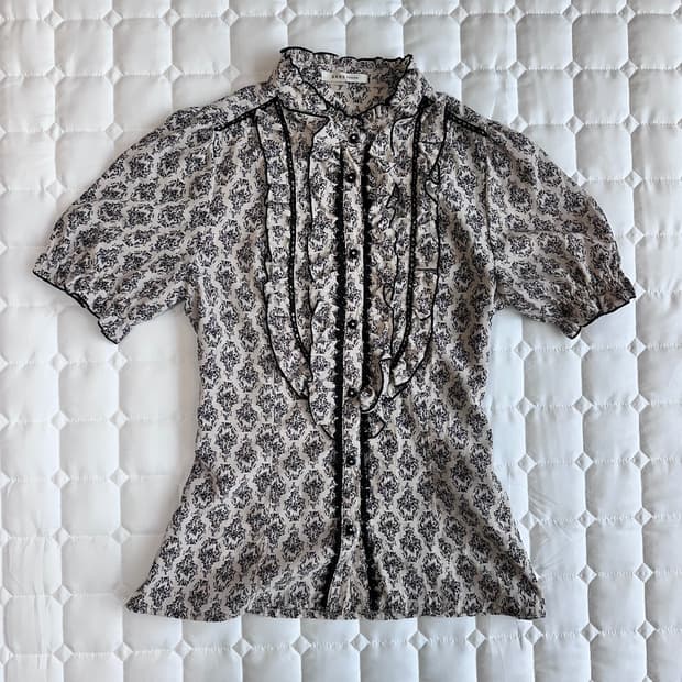 axes femme 프릴 블라우스 패턴 셔츠