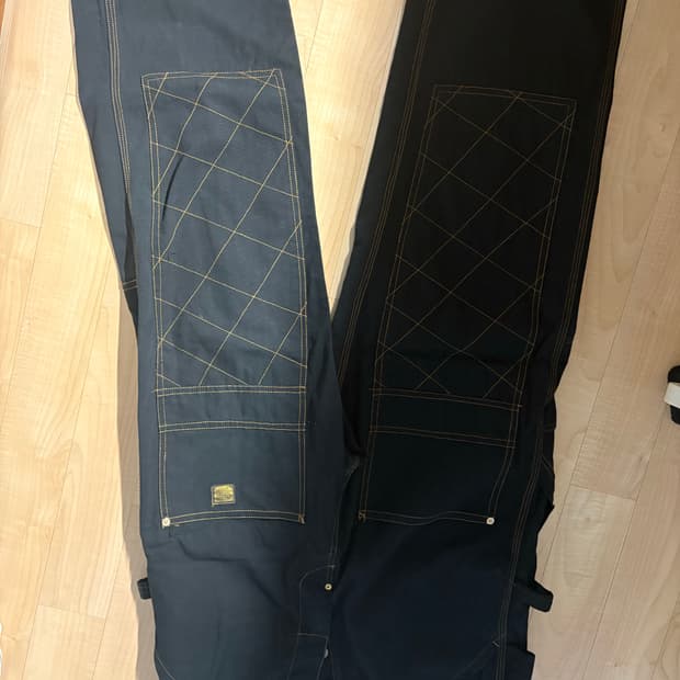 캐피탈 러버팬츠