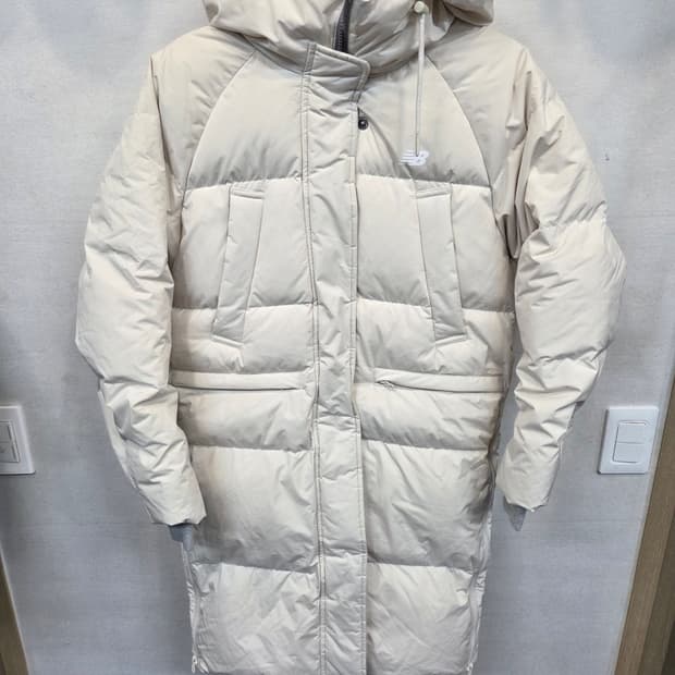 뉴발란스 코쿤핏 롱패딩 크림 xs 80