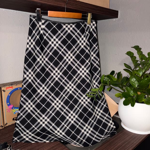 버버리 노바체크 스커트
