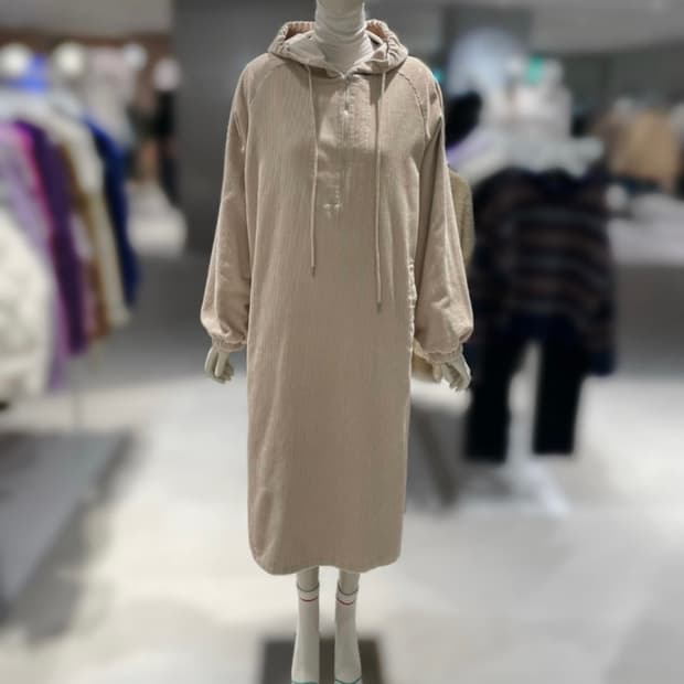 새제품 스튜디오 톰보이 코듀로이 골덴 후드 원피스