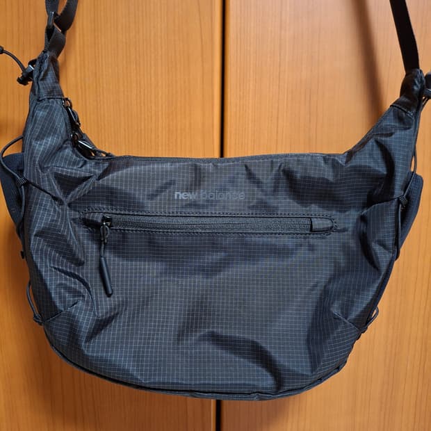 뉴발란스 크로스백/호보백 블랙