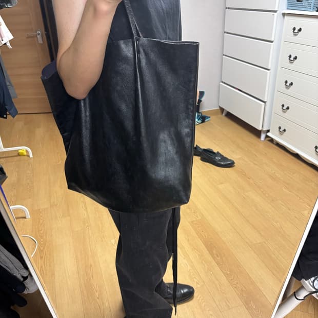 질샌더 토트백