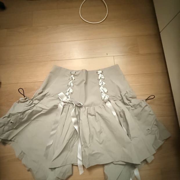 낫노잉 레이스업 나일론 발레 카고 스커트