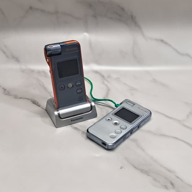 하자품)) 파나소닉 D-snapSV-AV30 빈티지 캠코더(2대)