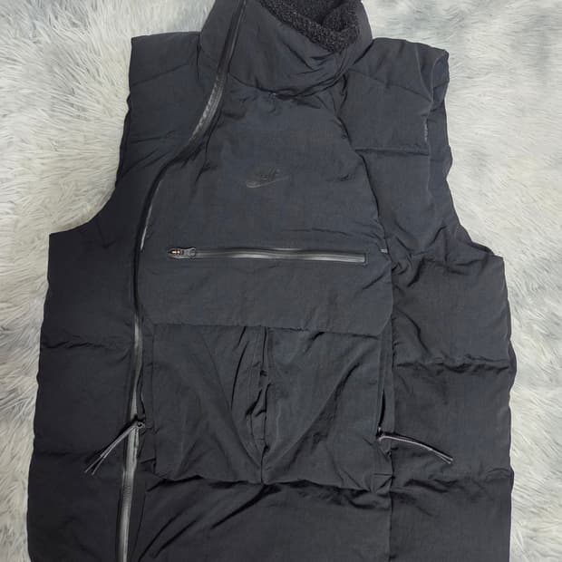 나이키 테크팩 다운필 베스트 L