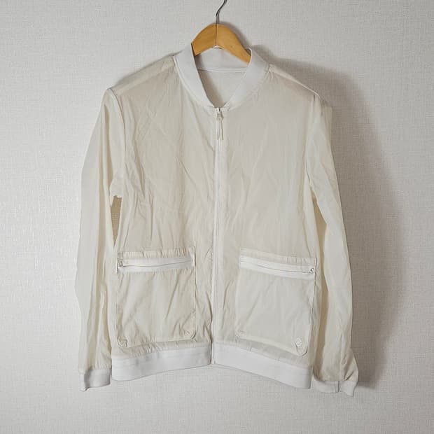 빈폴 스포츠 경량 우븐 화이트 바람막이 봄버자켓 남성 95 (거의새상품)