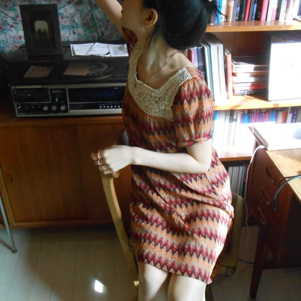 레이스 자수 오렌지 니트 원피스