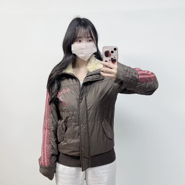 아디다스 스포티 경량 다운 자켓 브라운 핑크