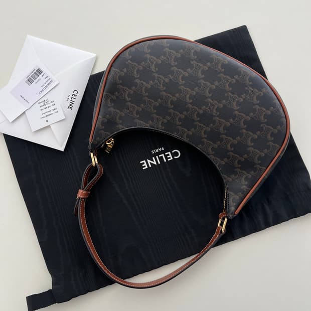 셀린느 아바백 미듐