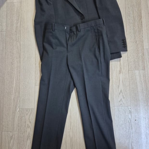 띠어리 뉴테일러