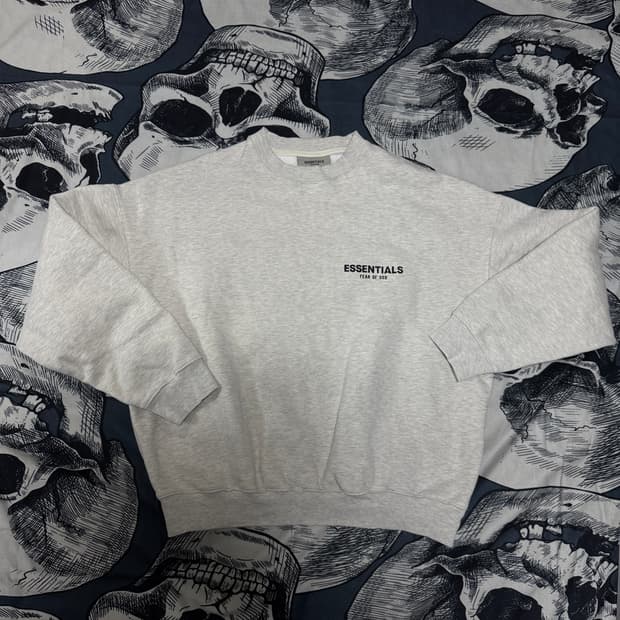 에센셜 피어오브갓 기모맨투맨 L사이즈