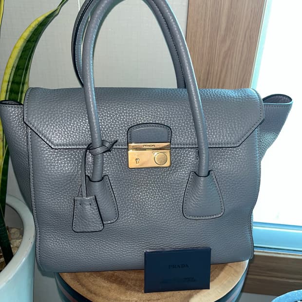 프라다 빈티지 숄더백