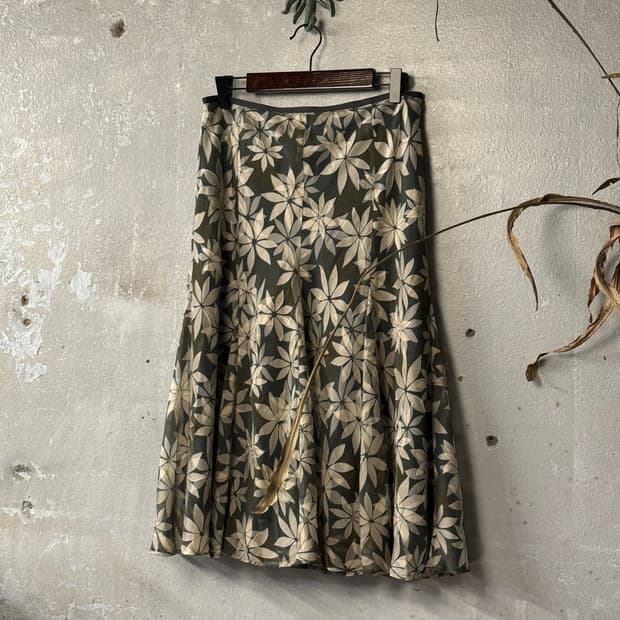 26-27 ) JPN Flower Pattern Midi Skirt