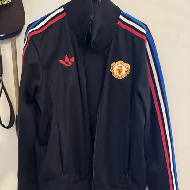 대장급 아디다스 맨유 스톤 로즈 트랙탑 져지 L