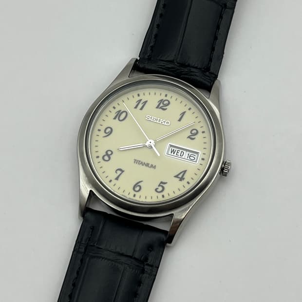 세이코 빈티지 티타늄 데이데이트