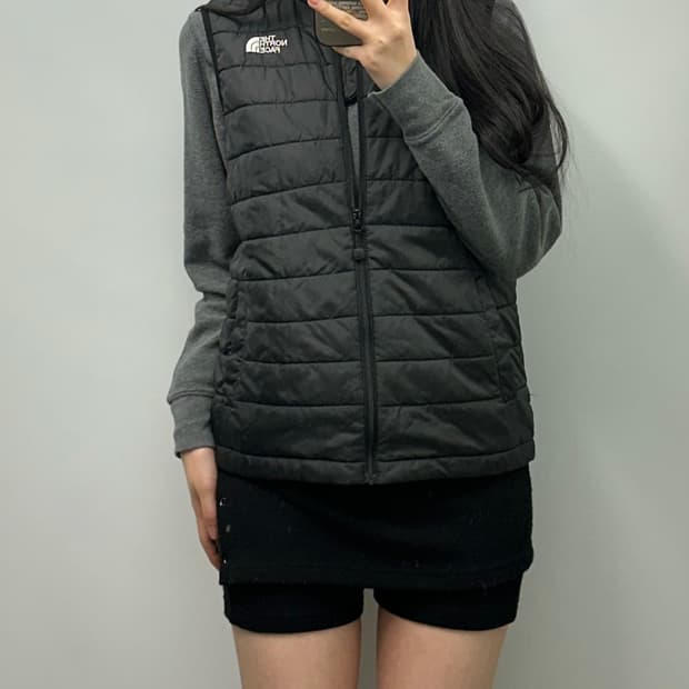노스페이스 블랙 경량 조끼 패딩