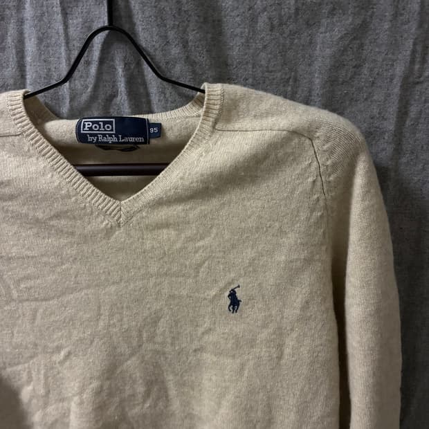 폴로 랄프로렌 나그랑 브이넥 니트 95사이즈