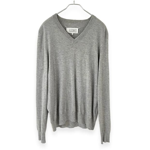 마르지엘라 엘보우 패치 브이넥 니트