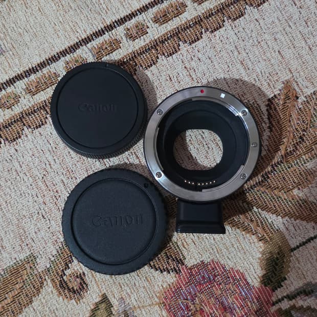 캐논 EF-EOS M 마운트 어댑터 판매합니다.