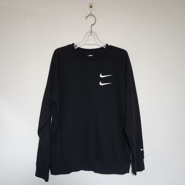 나이키 스우시 맨투맨 100