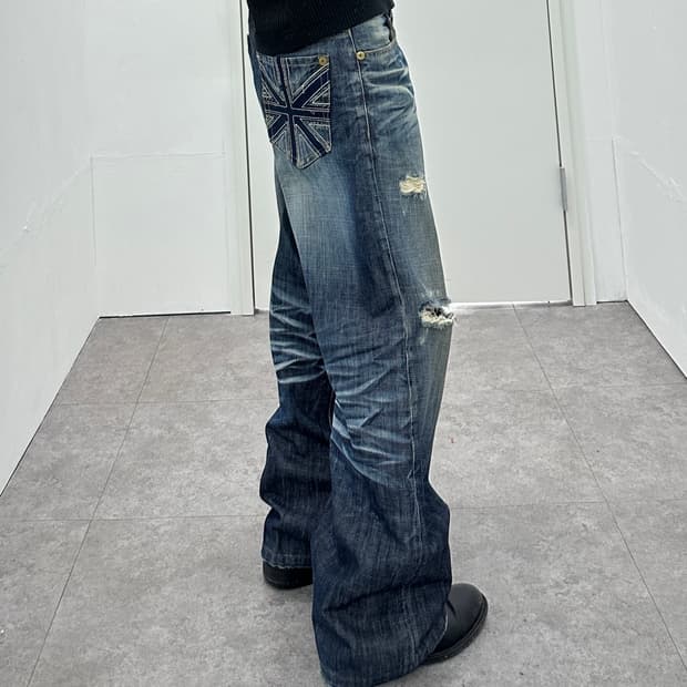 ASK destroyed back patch denim pants