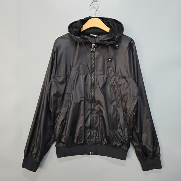 나이키(NIKE) 스포츠웨어 후드 바람막이 95