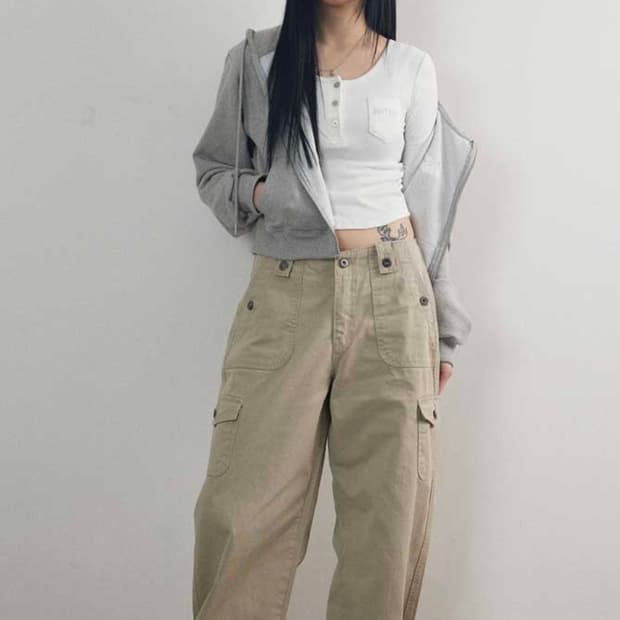 애즈온 베이지 카고 팬츠