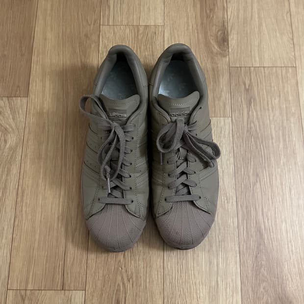 아디다스 슈퍼스타 브라운 280