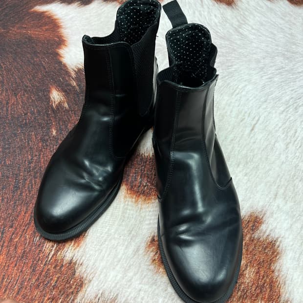 닥터마틴 플로라 첼시부츠 블랙 43 (275~280)