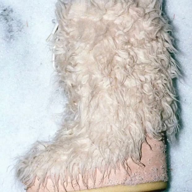 MOON BOOT 문부츠 예티 퍼 부츠