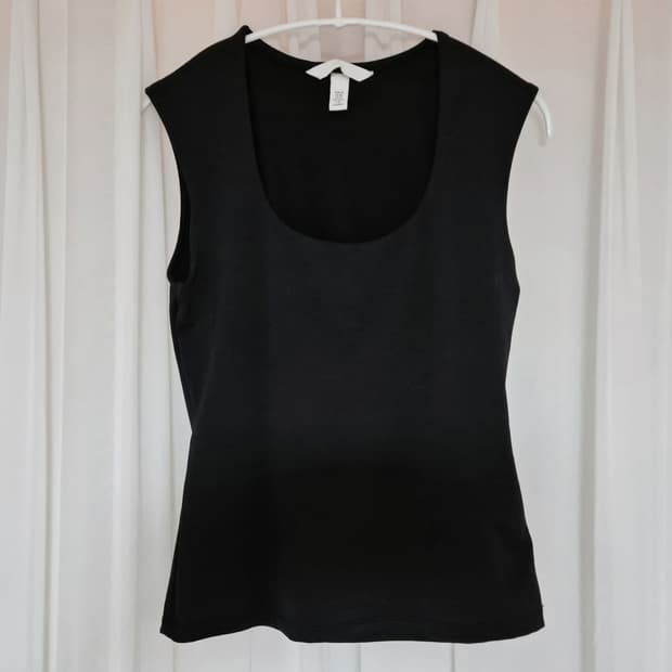 H&M HM 슬리브리스 나시 U넥 블랙 XS