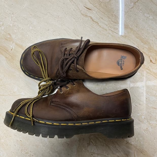 닥터마틴 1461 크레이지 홀스 벡스 260