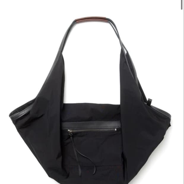 해칭룸 Wrapper bag black 숄더백