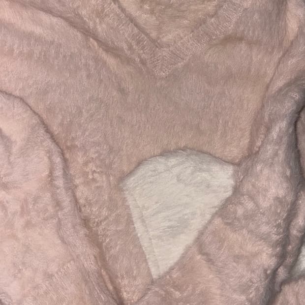 Y2k 갸루 인디핑크 연핑크 딸기우유 앙고라 브이넥 울 니트