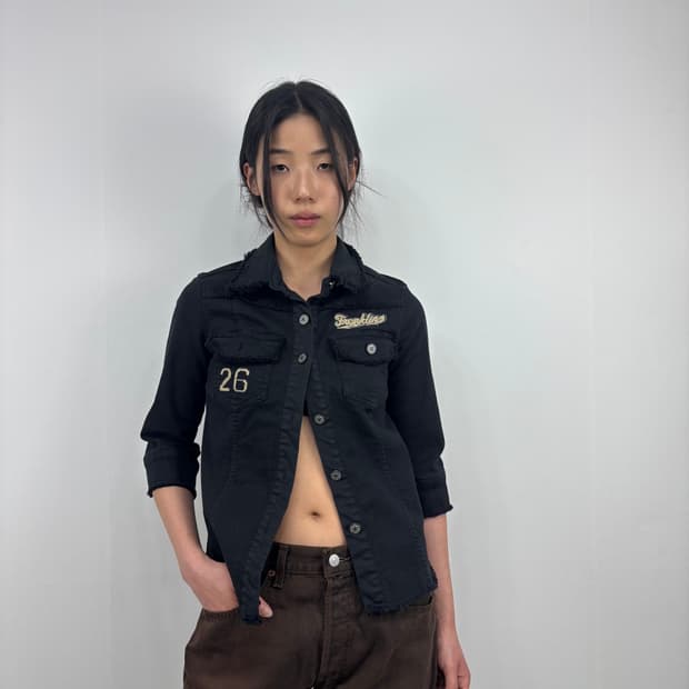 LETTERING 3/4 SLEEVE SHIRT