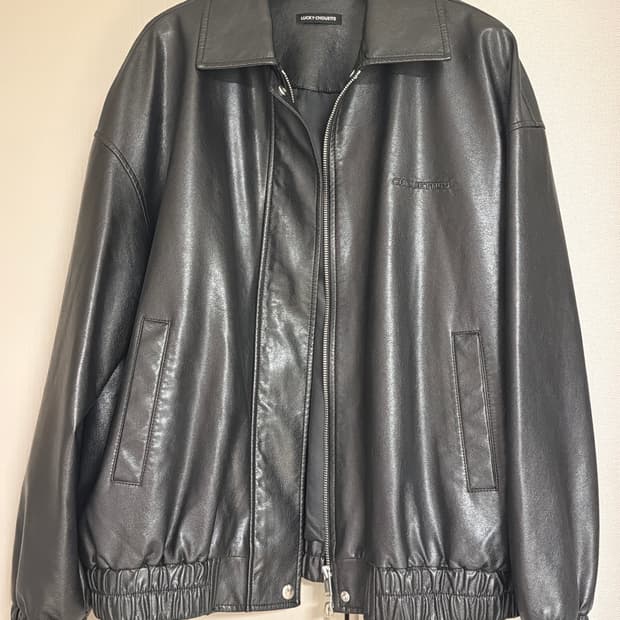 럭키슈에뜨 가죽자켓