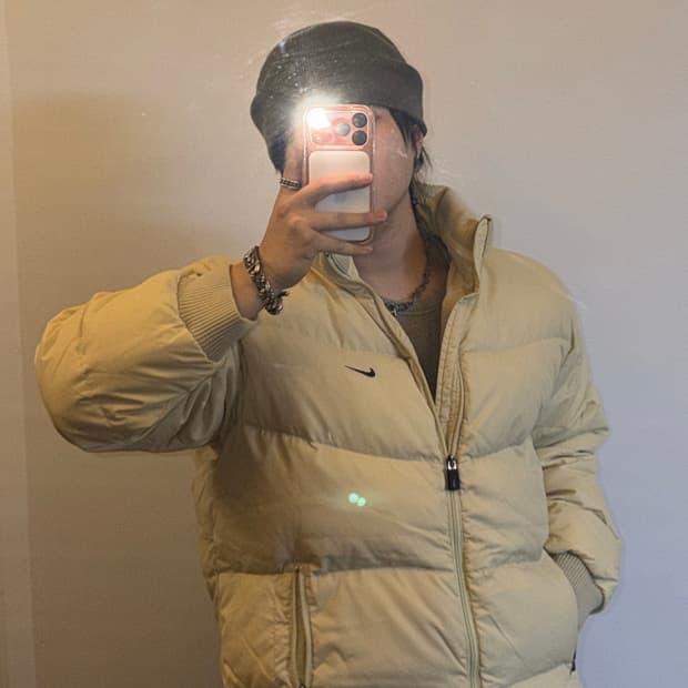 나이키 대장급 올드스쿨 패딩