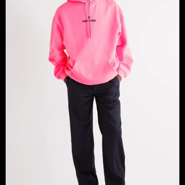 발렌시아가 후드티 새 상품