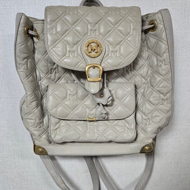 메트로시티 퀄팅 백팩 가방