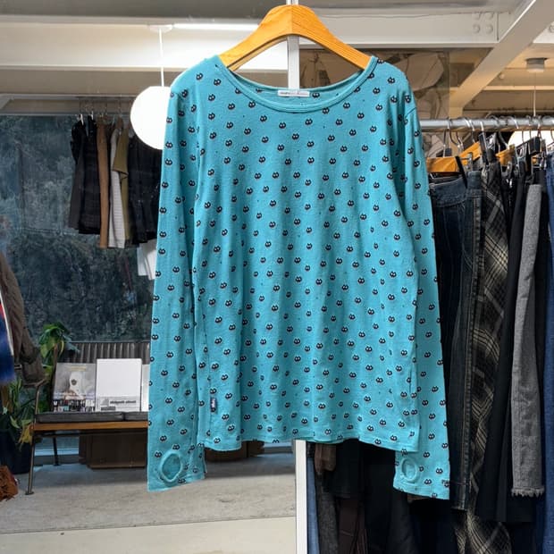 Rough 고양이 도트 롱슬리브